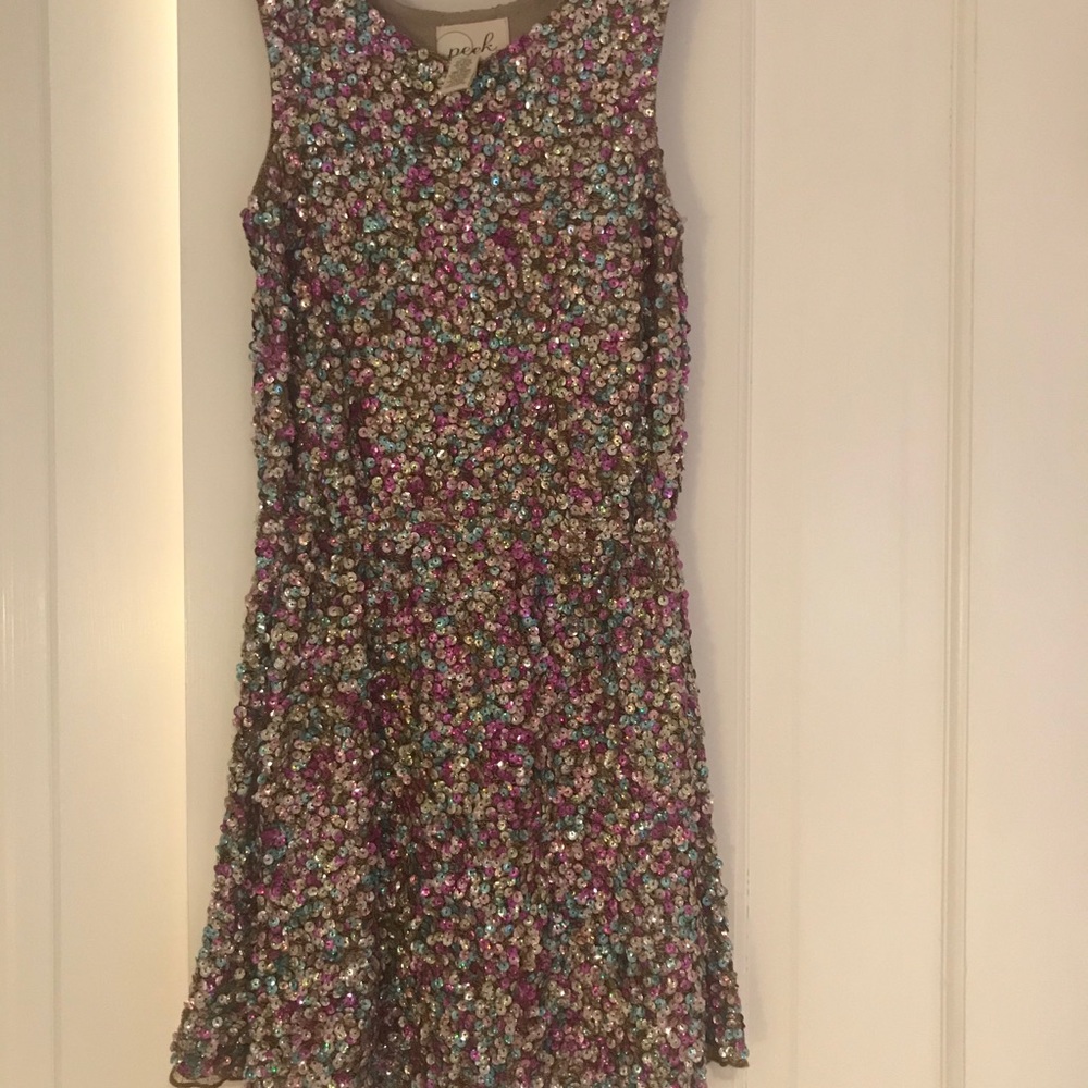Girls sequin dress size 6-7 perfect condition.